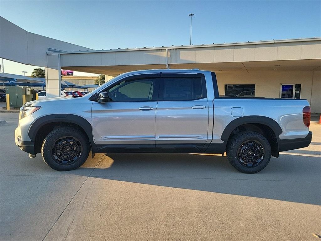 new 2025 Honda Ridgeline car, priced at $40,623