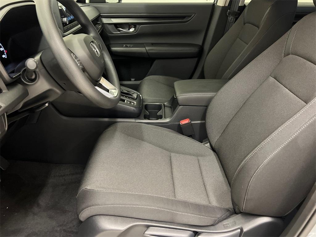 new 2025 Honda CR-V car, priced at $31,950