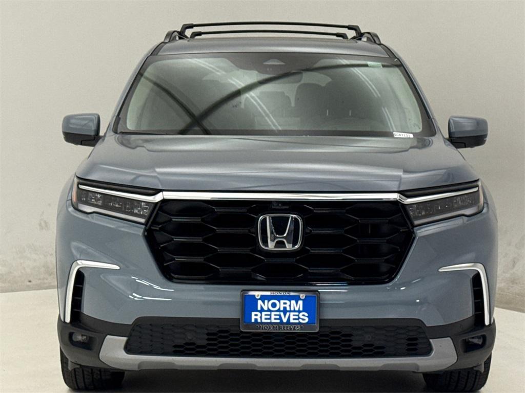 used 2025 Honda Pilot car, priced at $47,906