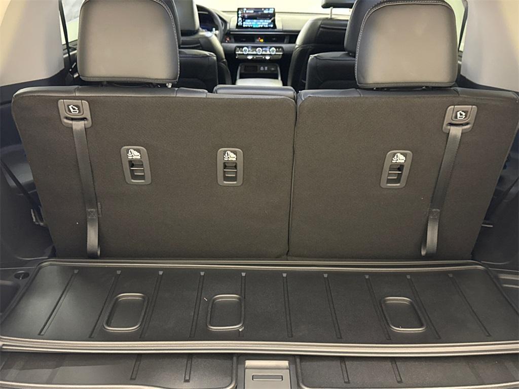 new 2025 Honda Pilot car, priced at $50,950
