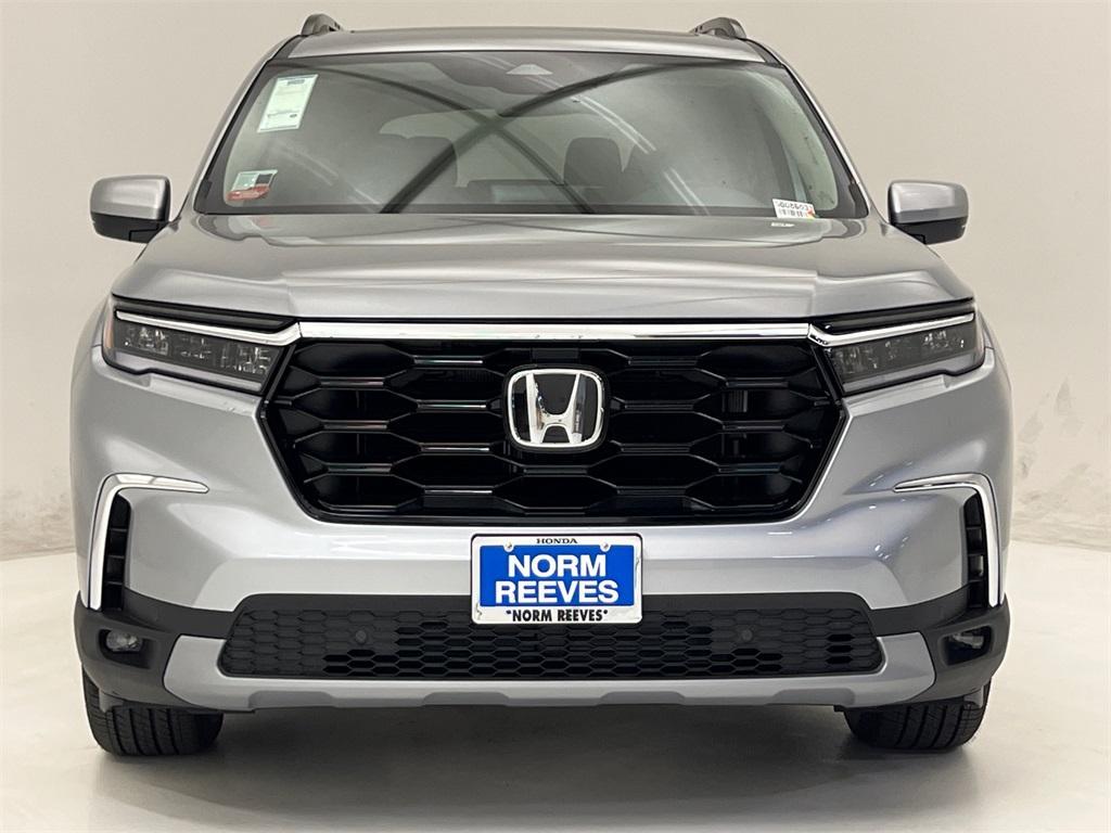 new 2025 Honda Pilot car, priced at $48,495