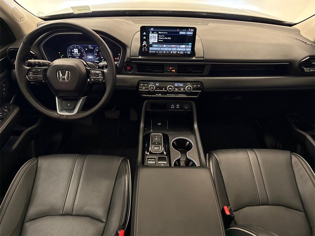 used 2025 Honda Pilot car, priced at $48,459