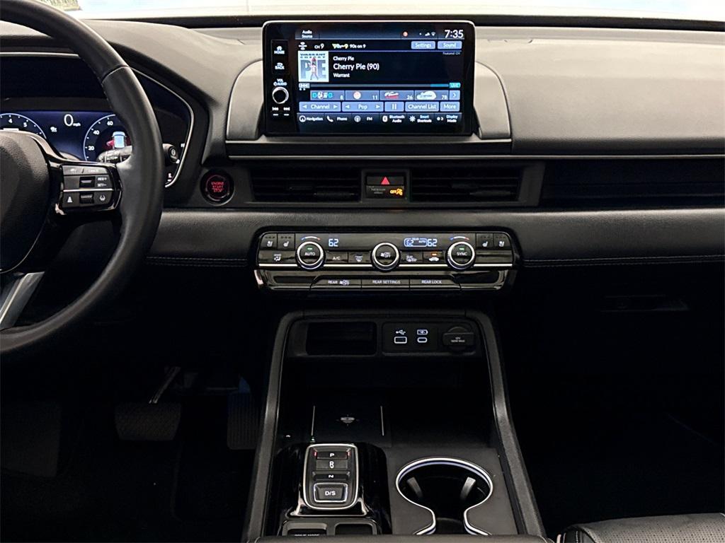 used 2025 Honda Pilot car, priced at $48,459