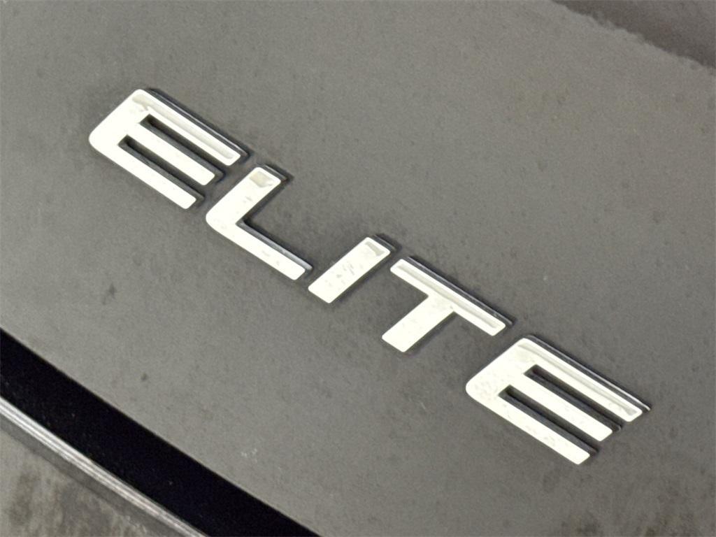 used 2025 Honda Pilot car, priced at $48,459