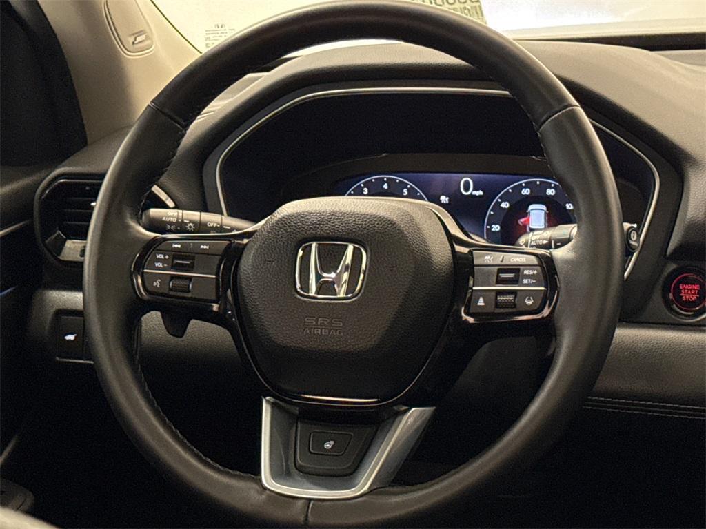 used 2025 Honda Pilot car, priced at $48,459