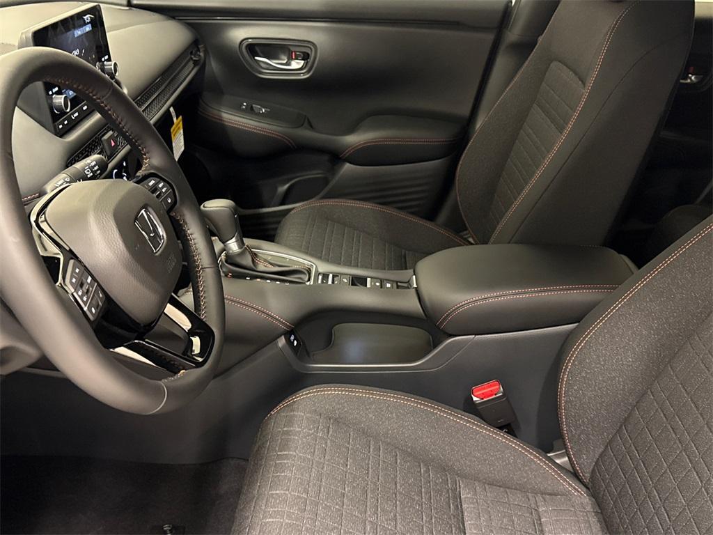 new 2025 Honda HR-V car, priced at $30,450