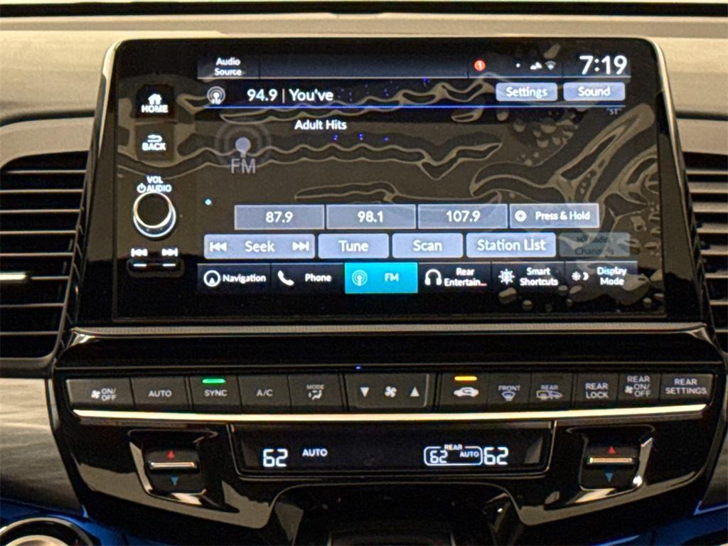 new 2025 Honda Odyssey car, priced at $53,085