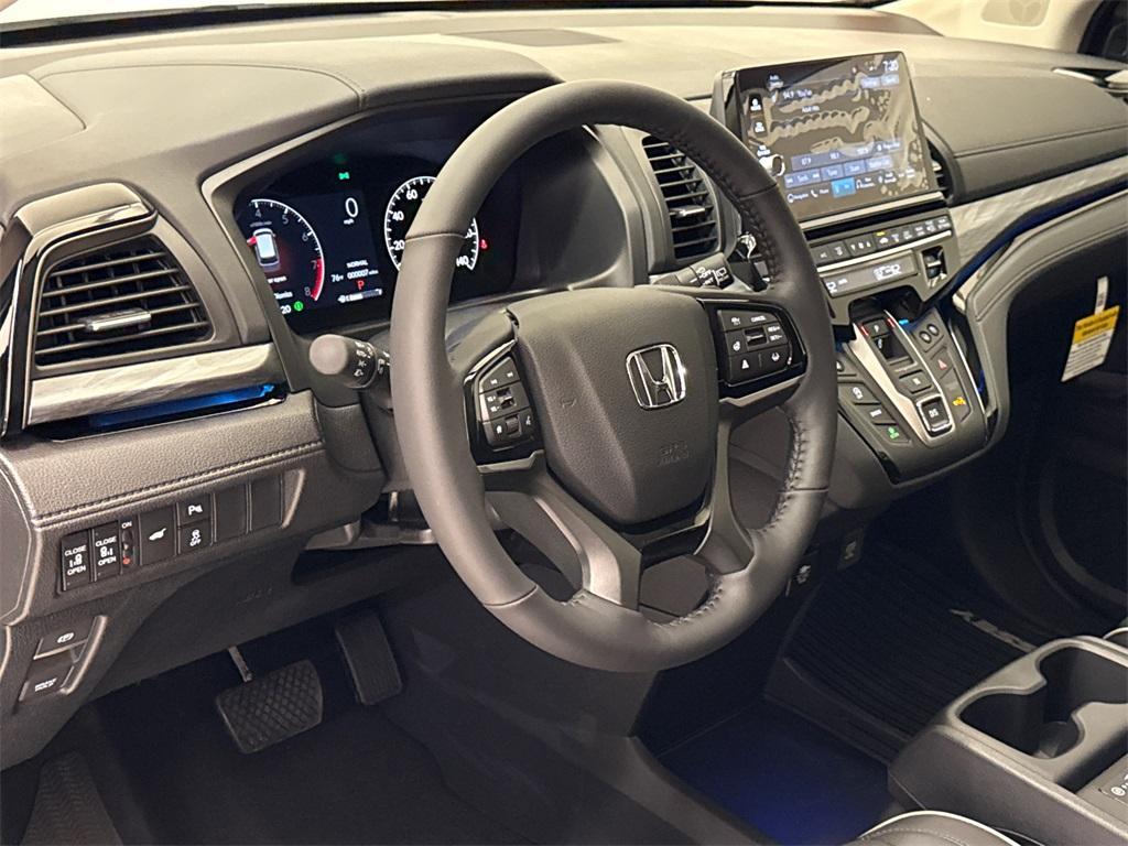 new 2025 Honda Odyssey car, priced at $53,085