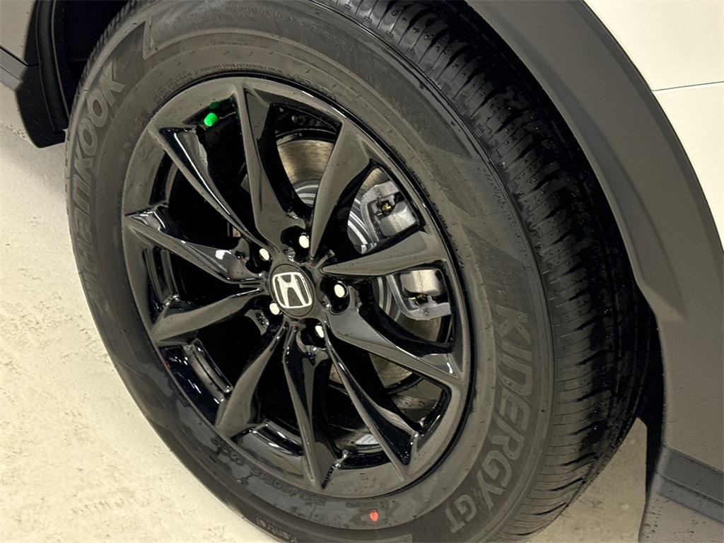 new 2026 Honda CR-V Hybrid car, priced at $40,630