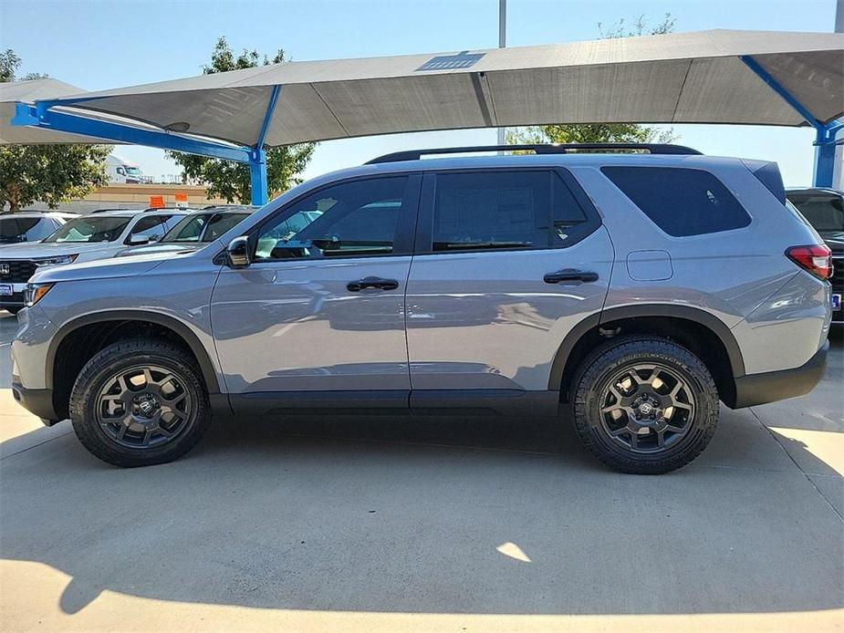 new 2025 Honda Pilot car, priced at $51,251