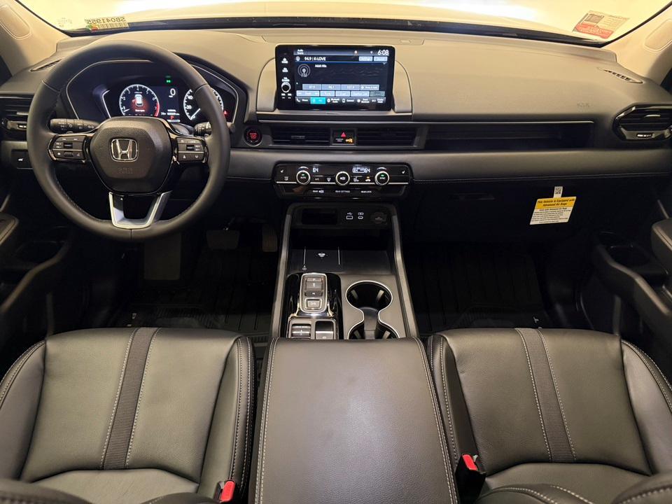 new 2025 Honda Pilot car, priced at $44,995