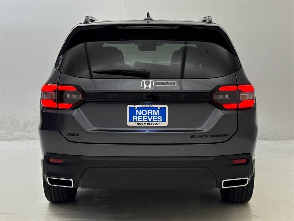 new 2025 Honda Pilot car, priced at $55,030