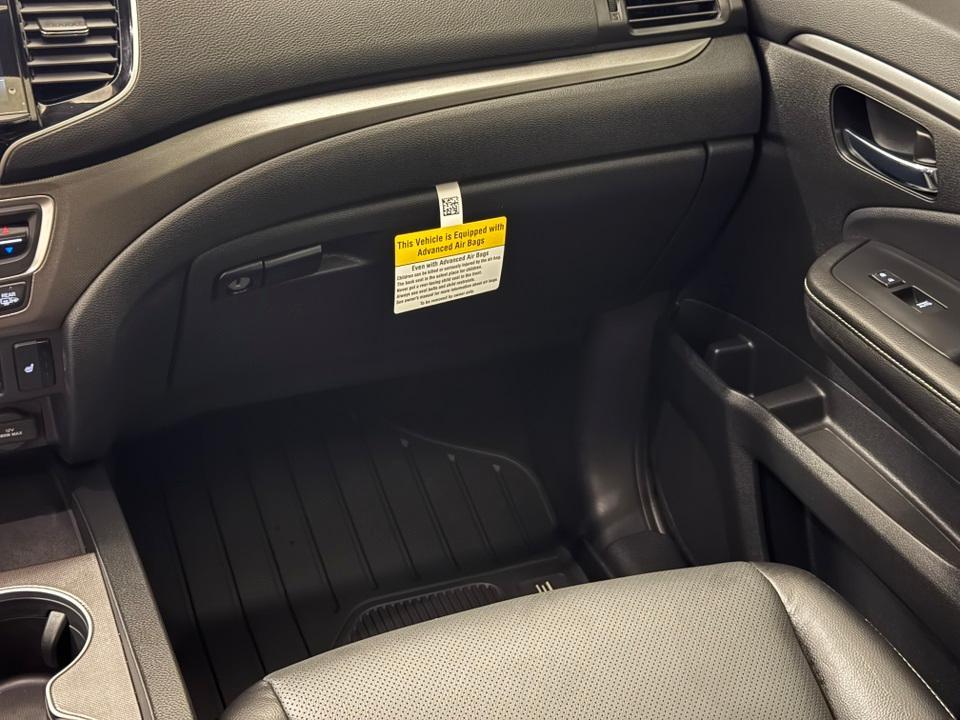 new 2026 Honda CR-V Hybrid car, priced at $37,367