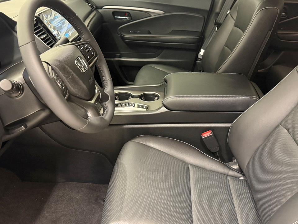 new 2026 Honda CR-V Hybrid car, priced at $37,367