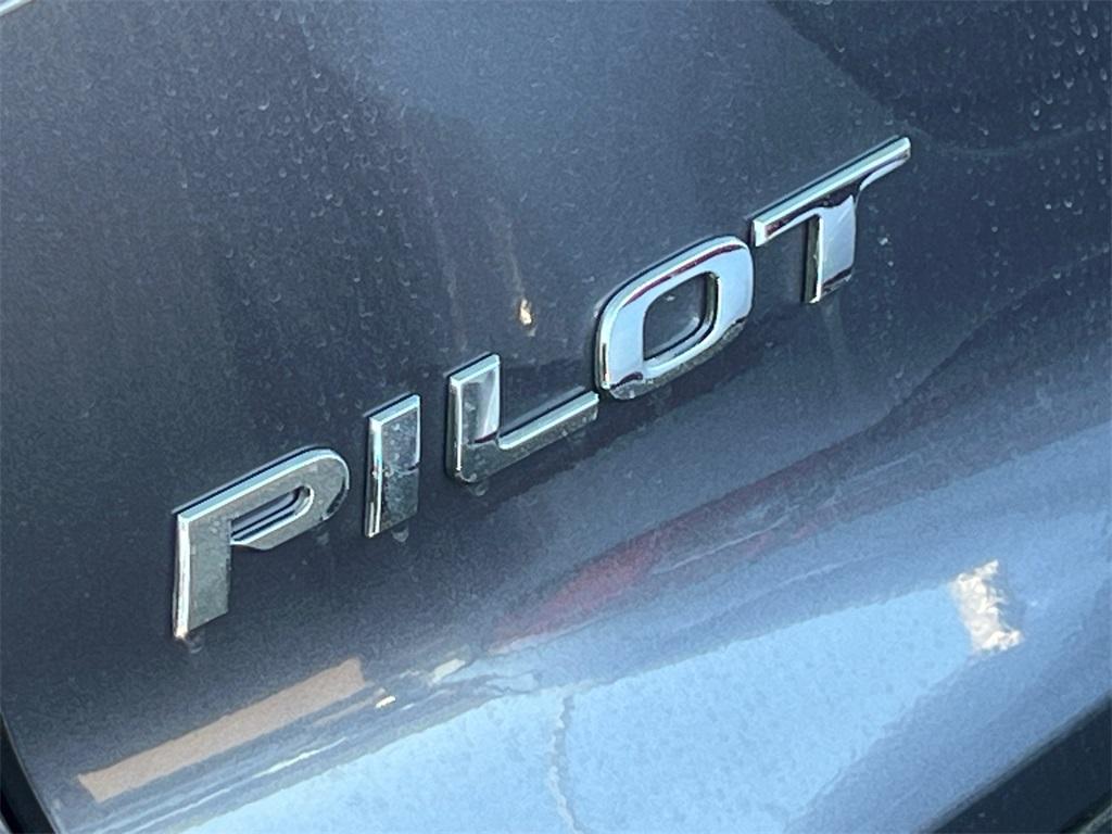 used 2022 Honda Pilot car, priced at $39,951