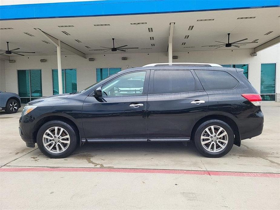 used 2015 Nissan Pathfinder car, priced at $13,484