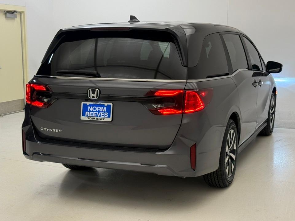 new 2026 Honda Odyssey car, priced at $43,290