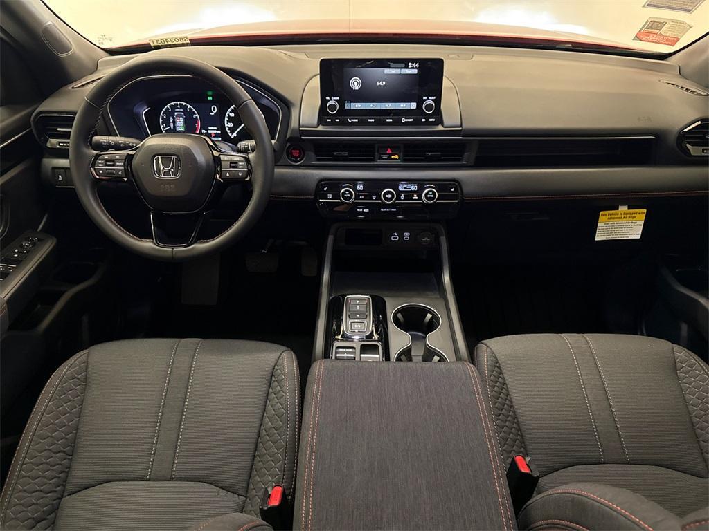 new 2025 Honda Pilot car, priced at $40,605