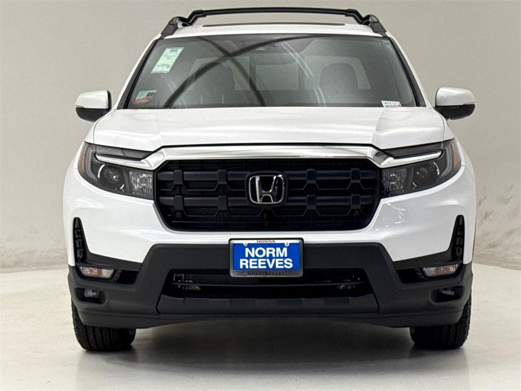 new 2025 Honda Ridgeline car, priced at $45,592