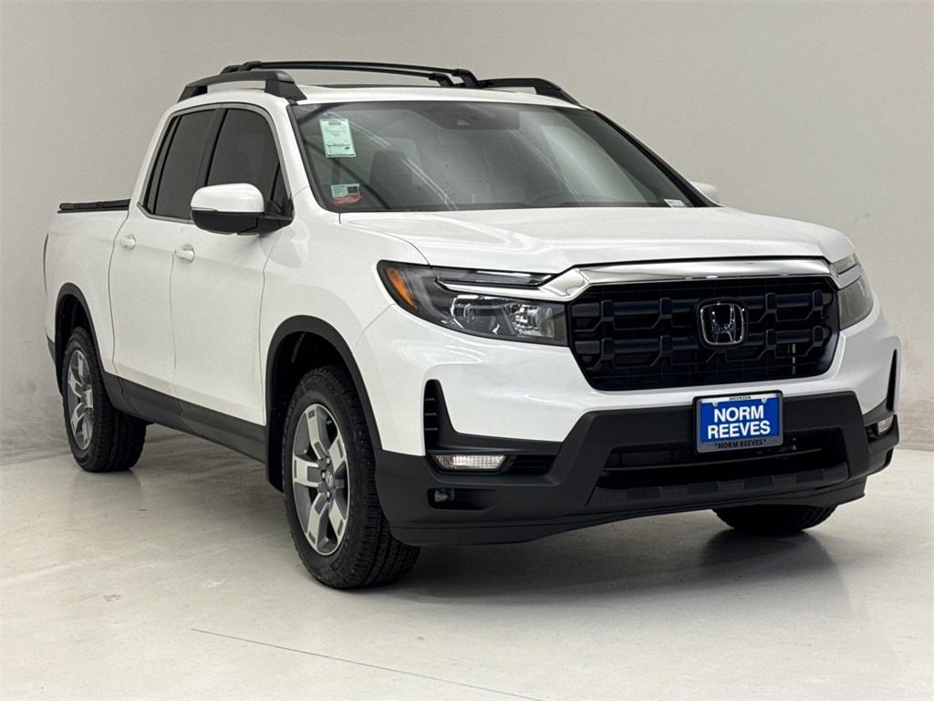 new 2025 Honda Ridgeline car, priced at $45,592