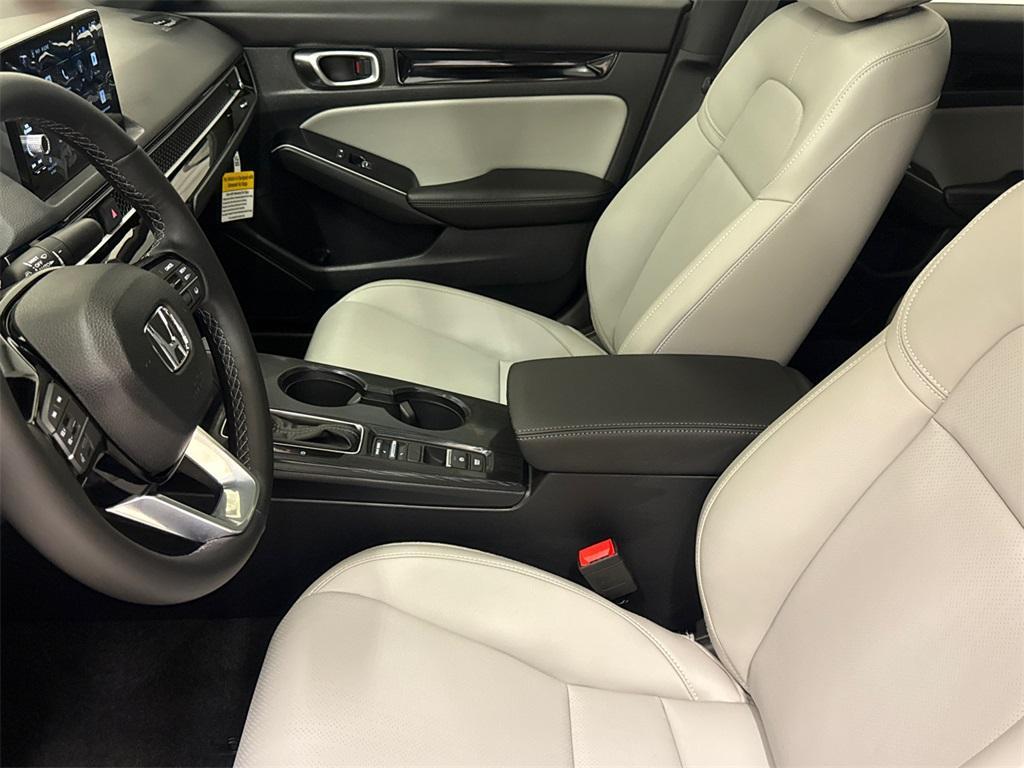 new 2025 Honda Civic Hybrid car, priced at $31,654
