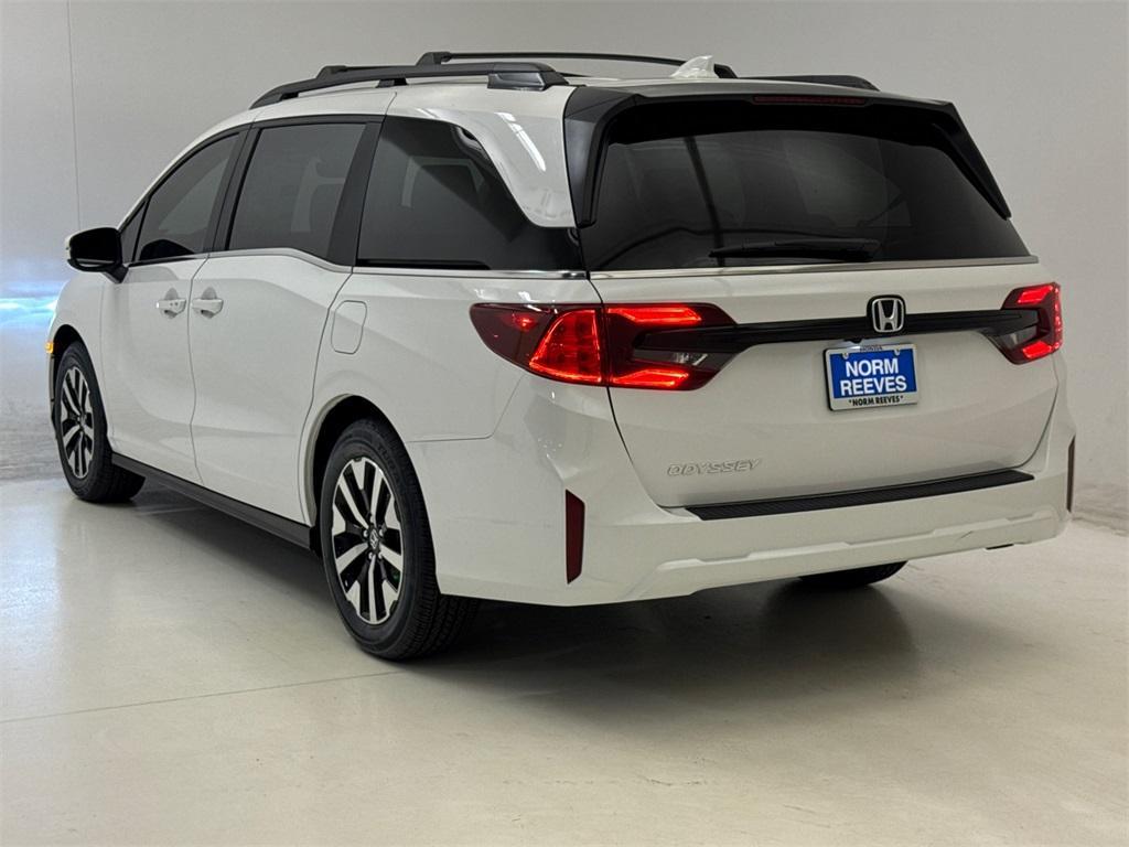 new 2025 Honda Odyssey car, priced at $42,128