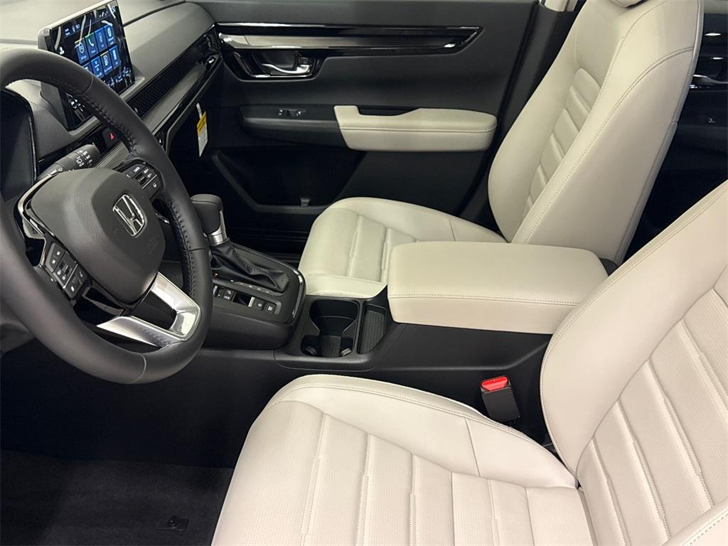 new 2025 Honda CR-V car, priced at $37,350