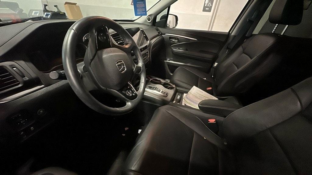 used 2022 Honda Pilot car, priced at $30,098