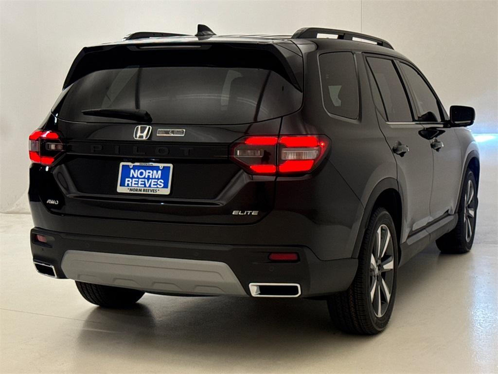 new 2025 Honda Pilot car, priced at $54,030