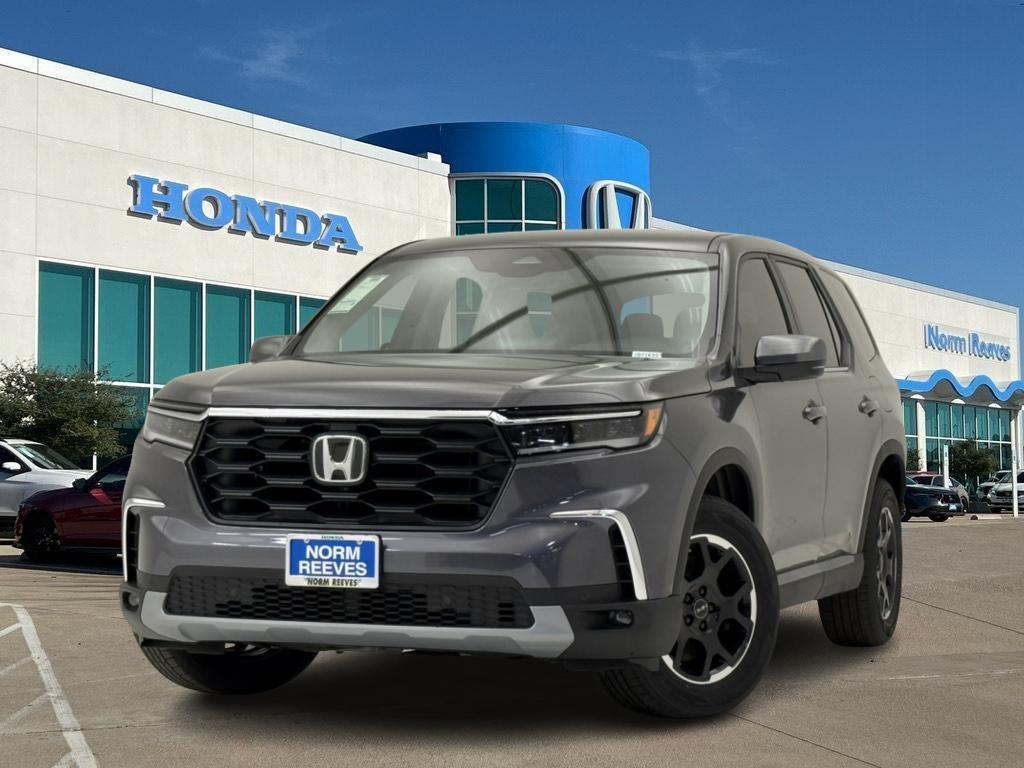 new 2025 Honda Pilot car, priced at $43,163