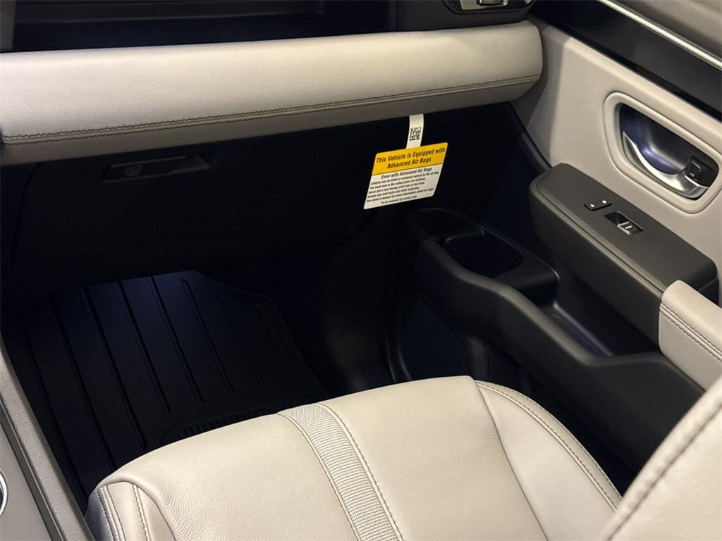 new 2025 Honda Pilot car, priced at $47,800