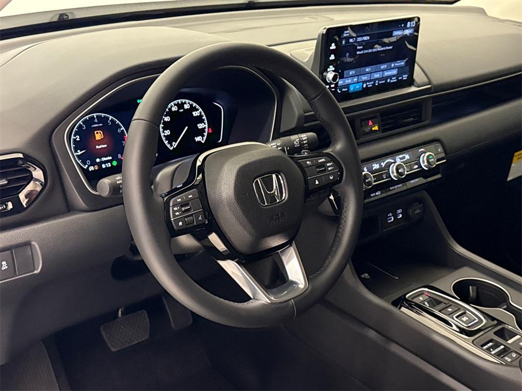 new 2025 Honda Pilot car, priced at $46,490