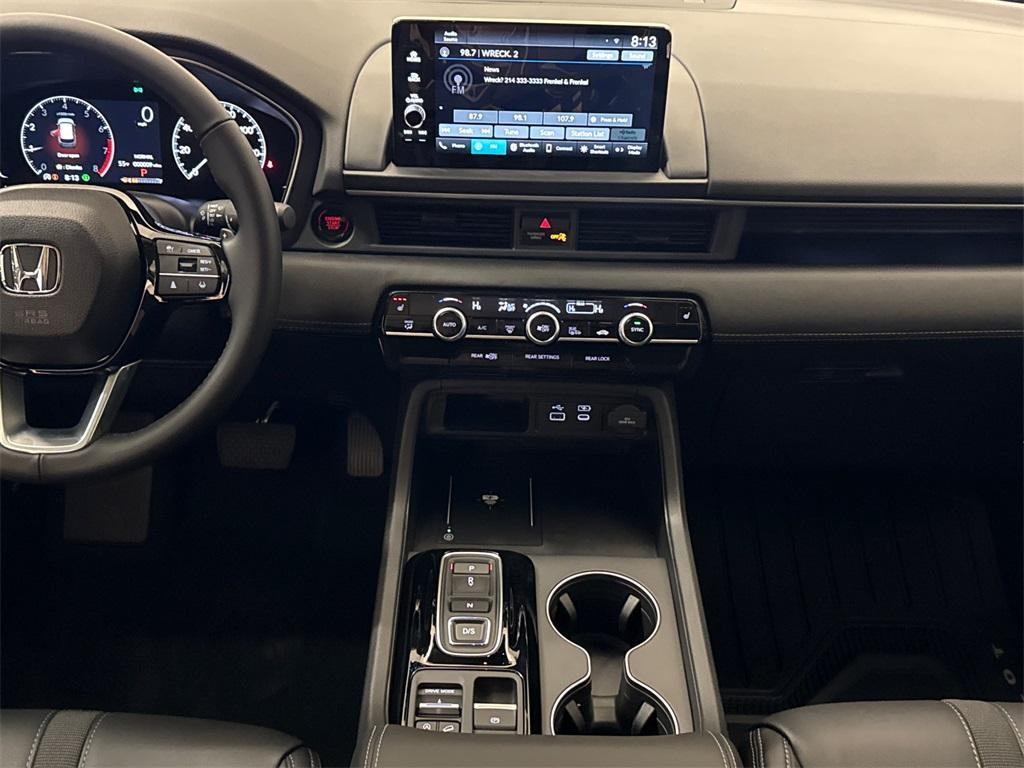 new 2025 Honda Pilot car, priced at $46,490