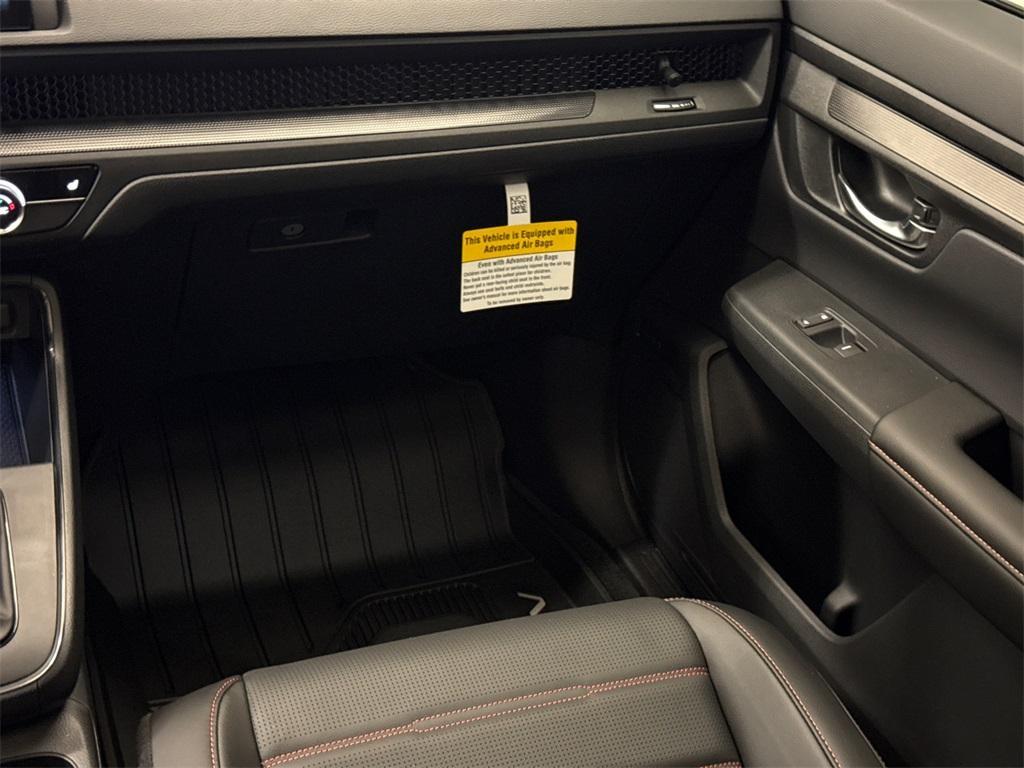 new 2025 Honda CR-V Hybrid car, priced at $40,545