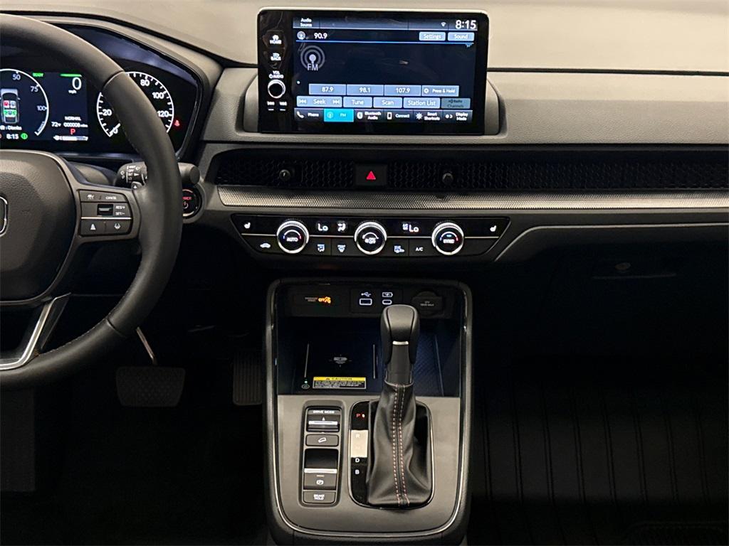 new 2025 Honda CR-V Hybrid car, priced at $40,545