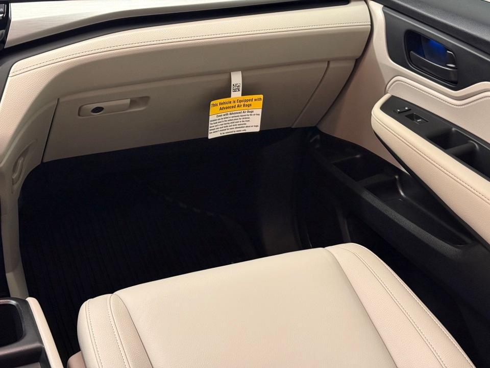 new 2026 Honda Odyssey car, priced at $43,290