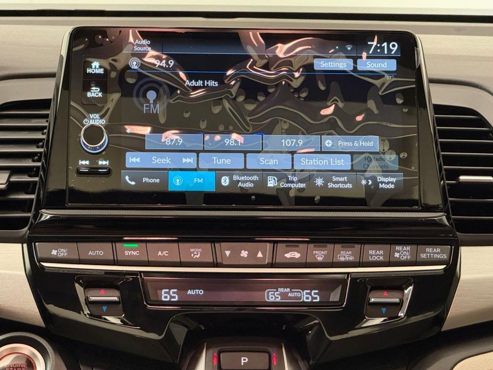 new 2026 Honda Odyssey car, priced at $43,290