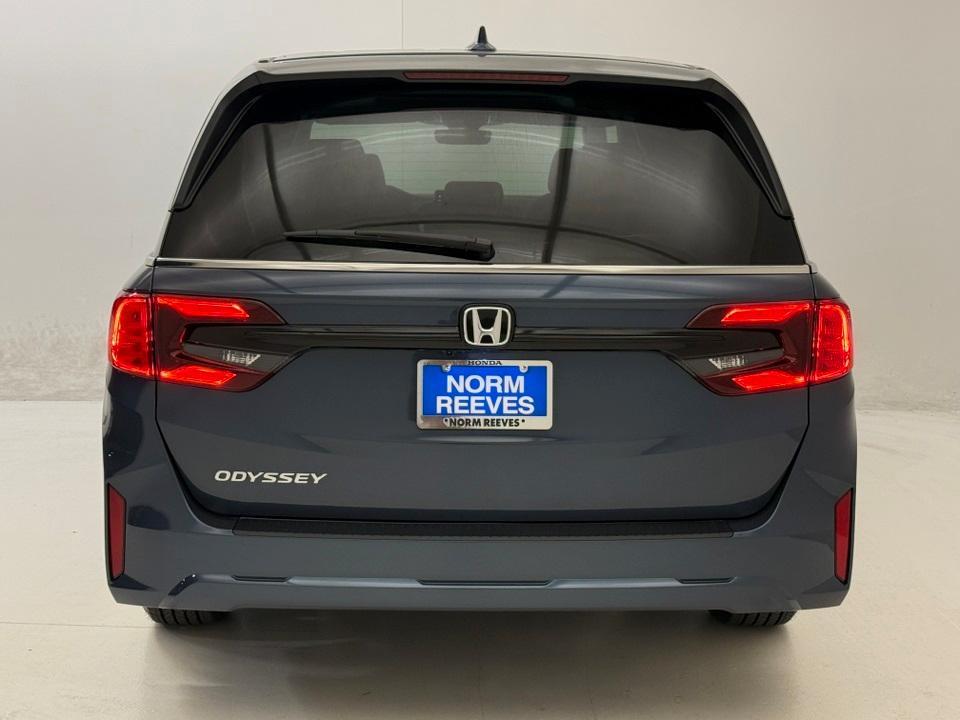 new 2026 Honda Odyssey car, priced at $43,290