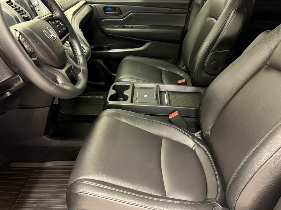 new 2025 Honda Odyssey car, priced at $41,815