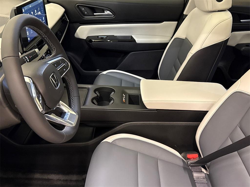 new 2025 Honda Prologue car, priced at $52,466