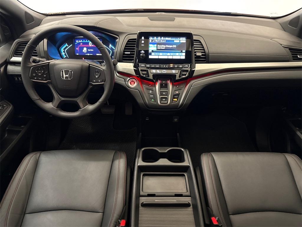 used 2024 Honda Odyssey car, priced at $41,911