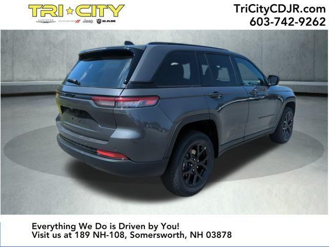 new 2025 Jeep Grand Cherokee car, priced at $40,990