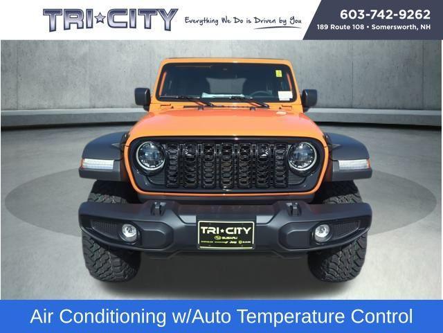 new 2025 Jeep Wrangler car, priced at $53,996