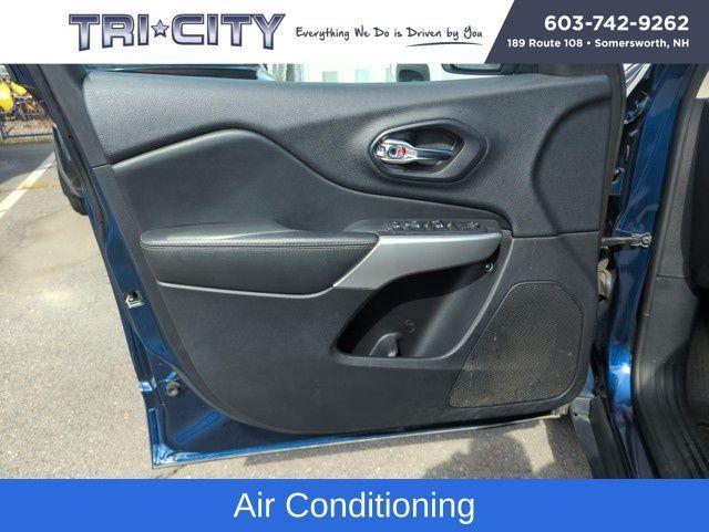 used 2018 Jeep Cherokee car