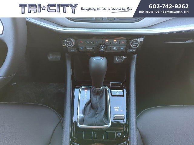 new 2025 Jeep Compass car, priced at $31,999