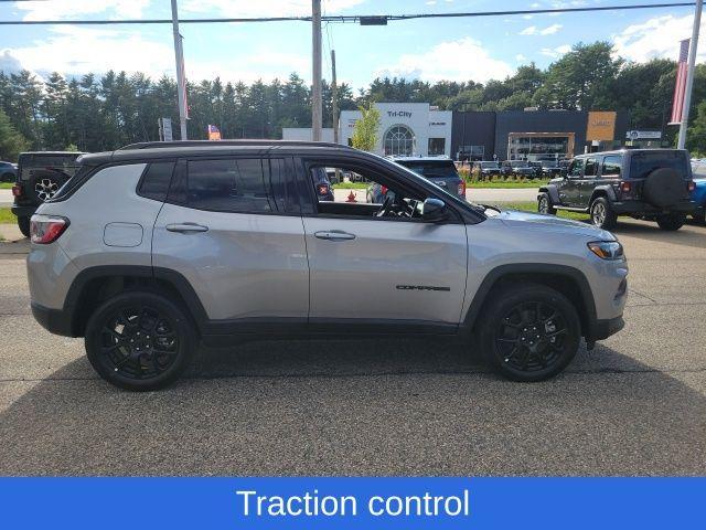 new 2024 Jeep Compass car, priced at $32,499