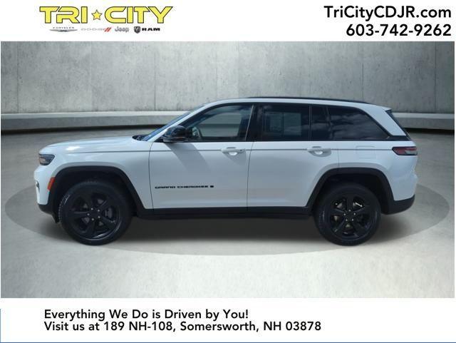 used 2023 Jeep Grand Cherokee car, priced at $31,000