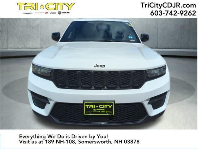 used 2023 Jeep Grand Cherokee car, priced at $31,000