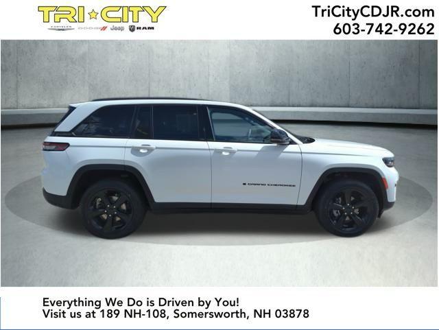 used 2023 Jeep Grand Cherokee car, priced at $31,000
