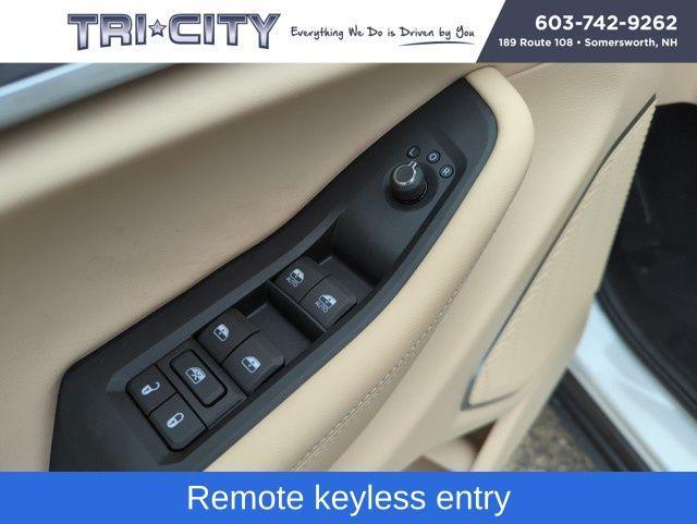 new 2025 Jeep Grand Cherokee car, priced at $51,015